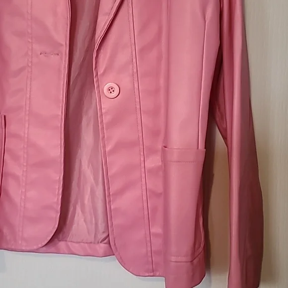 Pink blazer with one button - Picture 2 of 10